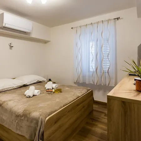 Kuca Ruzica Omiš