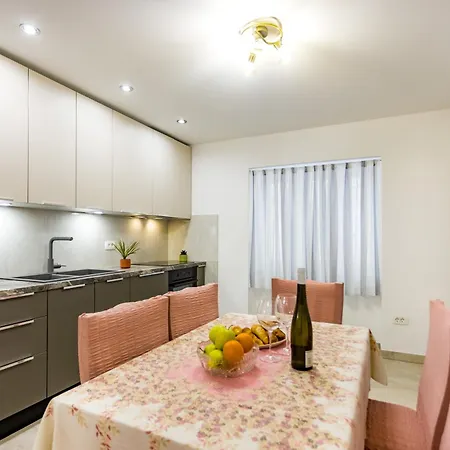 Kuca Ruzica Apartament Omiš