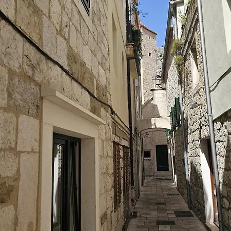 Kuca Ruzica * Omiš